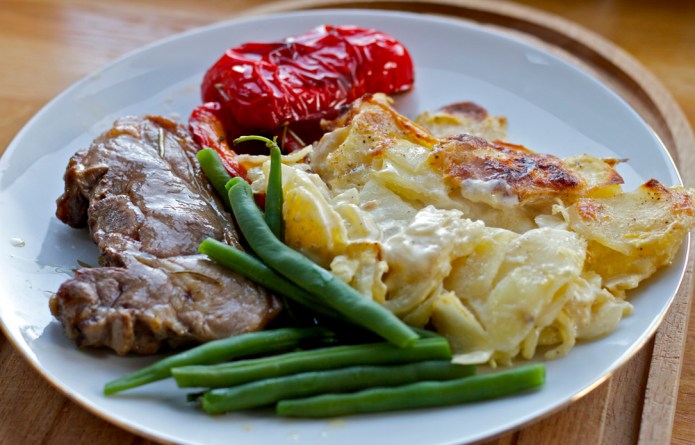 lamb with potatoe gratin_LR