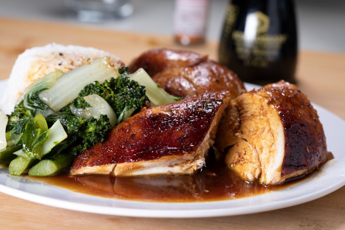 Soya-Sauce-Chicken---Close-Hero